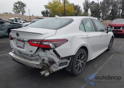 2023 Toyota Camry Se/Se Nightshade Edition z USA, uszkodzony, nr VIN 4T1T11AK3PU134919